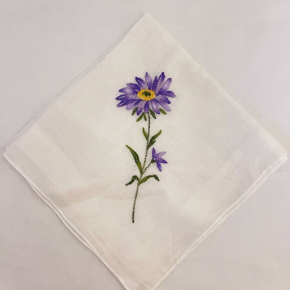 #5394 Set of 4 White with Floral Pattern Handkerchiefs - Picture 4 of 4